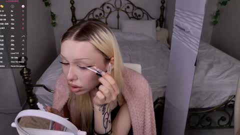 violeta online show from April 8, 4:59 am