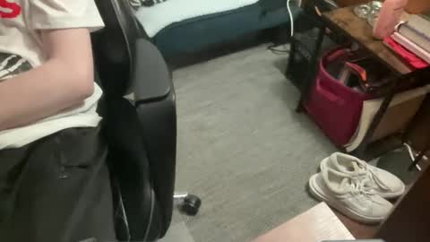 ghostboygbc online show from February 18, 5:40 am