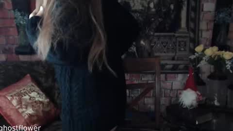 ghostflower online show from November 1, 6:29 pm