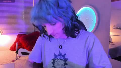 Allison  online show from June 1, 8:43 pm