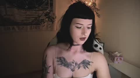 its bella online show from June 19, 6:14 pm