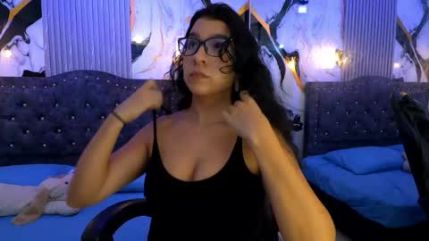 Gia online show from April 19, 3:07 am