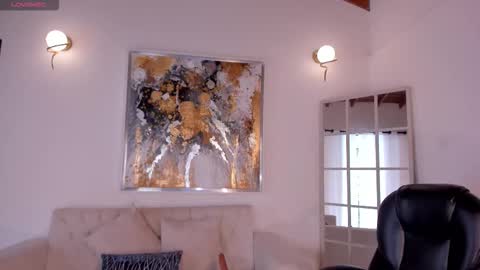 Gia Ferrera online show from December 19, 7:09 pm