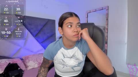 Gia  online show from March 26, 6:46 pm