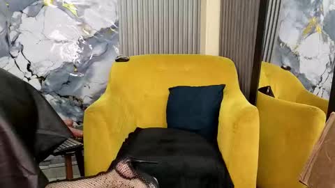   online show from March 11, 1:03 pm