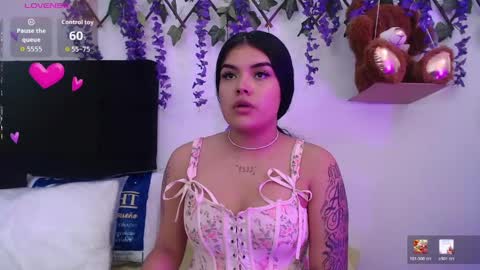 Gianna lopez online show from April 15, 8:31 pm