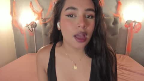 giannaslimjb online show from October 29, 3:41 am