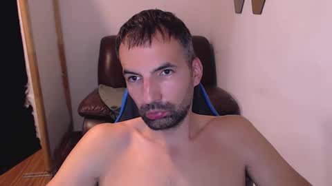 Snapshot of gianni_lion chatting on September 21, 8:57 pm Gianni online show from September 21, 8:57 pm