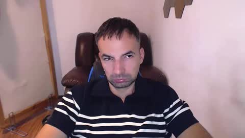 Snapshot of gianni_lion chatting on September 14, 5:10 am Gianni online show from September 14, 5:10 am