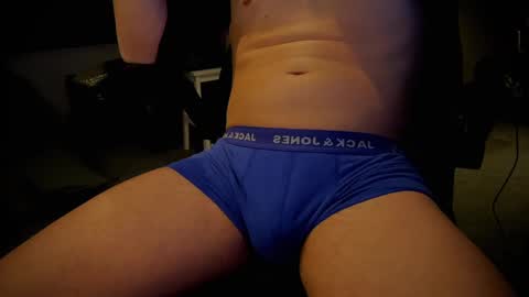 Snapshot of gibblitt chatting on January 19, 7:04 pm gibblitt online show from January 19, 7:04 pm