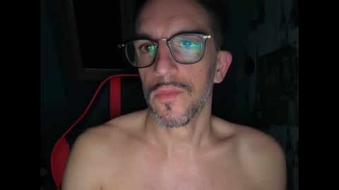 Gigi online show from November 10, 3:20 am