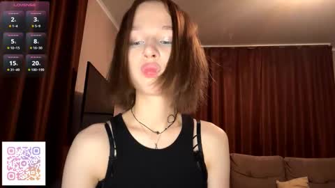 Molly online show from November 19, 7:34 pm