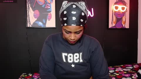 gigimle online show from April 8, 5:05 pm