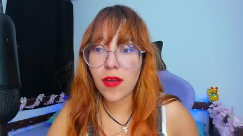 gigimooon online show from October 21, 11:52 pm