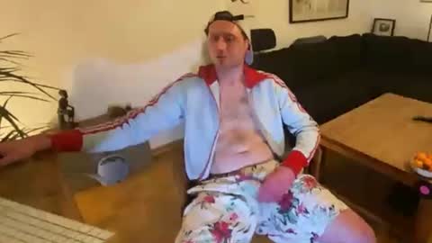 Sebastian online show from November 9, 12:14 am