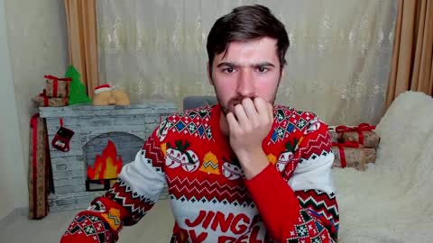 gilbertogonzales online show from December 20, 5:29 pm