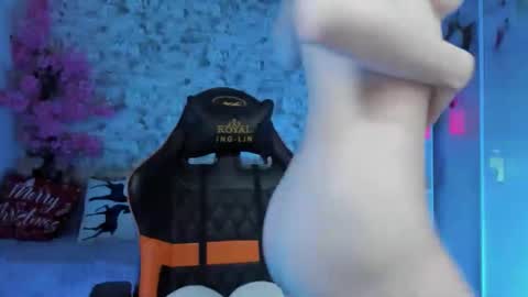 Gina online show from March 27, 1:22 am