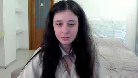 Kate online show from April 4, 9:49 am