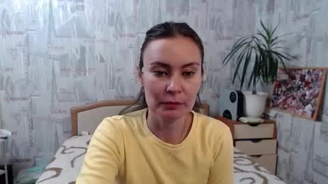 Snapshot of ginaxsoulah__ chatting on October 11, 9:36 am ginaxsoulah   online show from October 11, 9:36 am