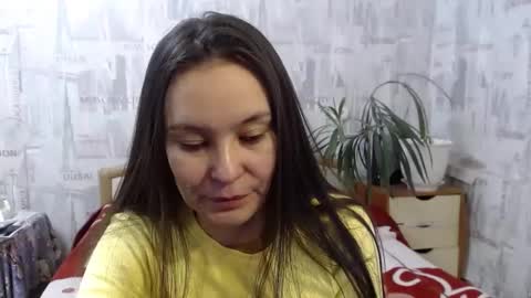 Snapshot of ginaxsoulah__ chatting on December 19, 11:39 am ginaxsoulah   online show from December 19, 11:39 am