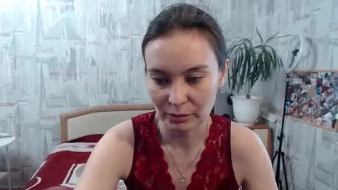 Snapshot of ginaxsoulah__ chatting on February 25, 8:03 am ginaxsoulah   online show from February 25, 8:03 am