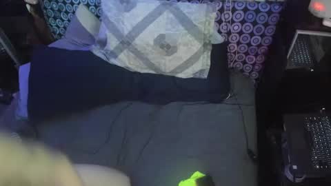 Snapshot of ginger_binj chatting on December 2, 3:20 pm ginger_binj online show from December 2, 3:20 pm