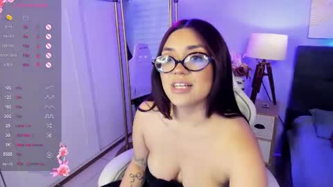 Chloe  online show from June 26, 1:05 pm