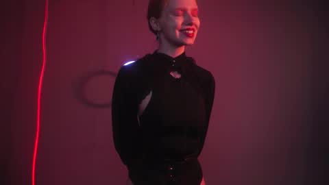        im expecting 350 thumbs up on my altar   online show from September 10, 10:22 pm