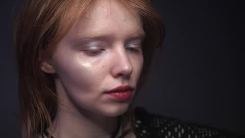        im expecting 350 thumbs up on my altar   online show from February 24, 10:14 pm