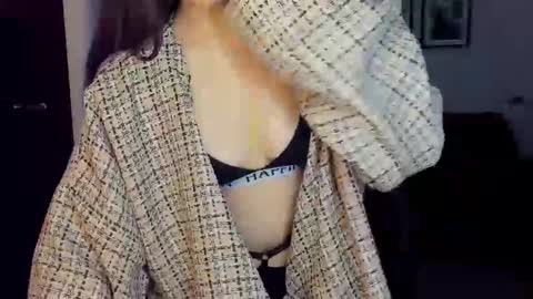 Snapshot of ginnycherry chatting on February 25, 10:59 am Ginny online show from February 25, 10:59 am