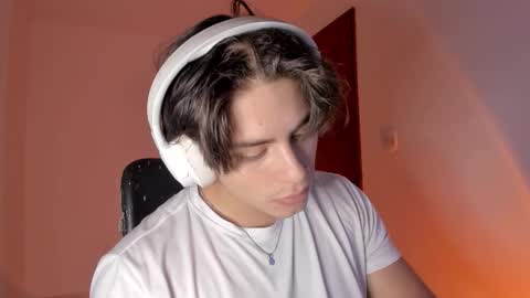 GioRusso online show from November 24, 10:52 pm