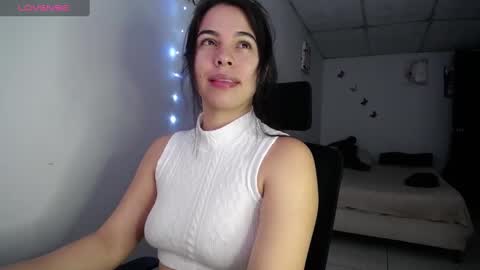 GIO RIVERA online show from September 15, 6:26 am