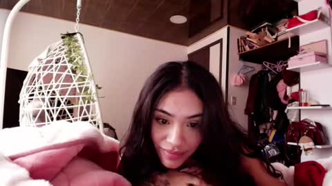 giovanna_oliveria online show from March 19, 7:30 pm