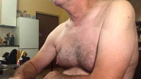 giovanni_1964 online show from July 5, 1:31 am