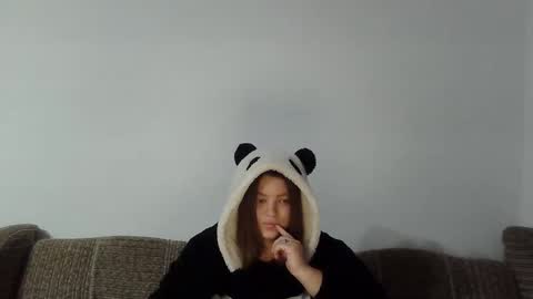 Snapshot of girl_leya chatting on September 26, 7:55 pm girl_leya online show from September 26, 7:55 pm