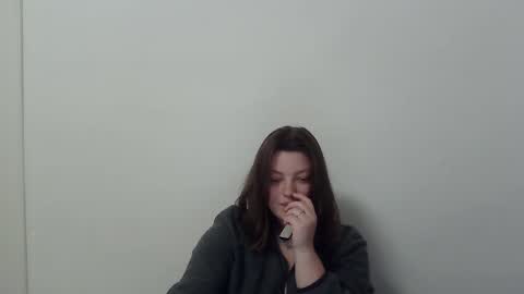 Snapshot of girl_leya chatting on October 5, 8:05 pm girl_leya online show from October 5, 8:05 pm