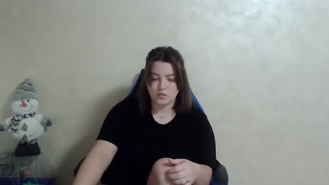 Snapshot of girl_leya chatting on January 6, 10:36 pm girl_leya online show from January 6, 10:36 pm