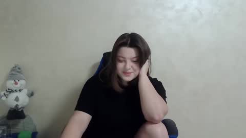 Snapshot of girl_leya chatting on December 22, 11:09 pm girl_leya online show from December 22, 11:09 pm