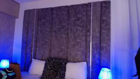     online show from February 7, 12:08 pm