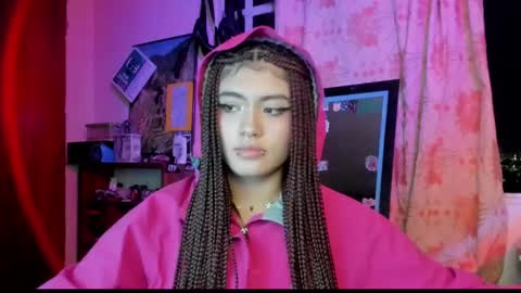 Giulietta online show from December 18, 7:04 am