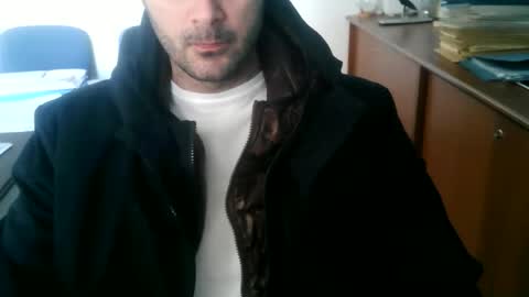 giuseppevai1 online show from February 2, 11:39 am