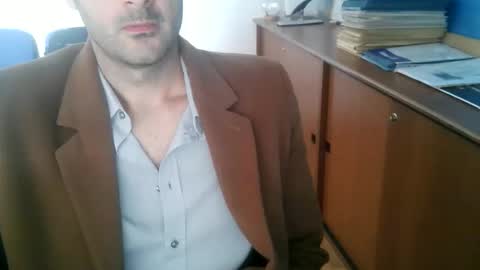 giuseppevai1 online show from November 19, 12:04 pm