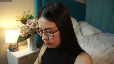 Agness online show from December 15, 2:24 pm