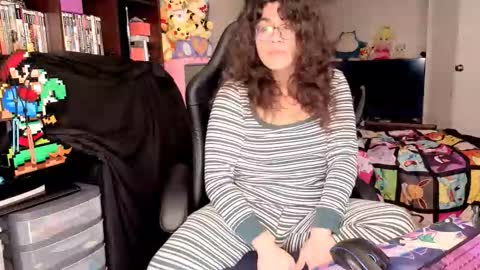 glaceon9 online show from February 6, 2:42 pm