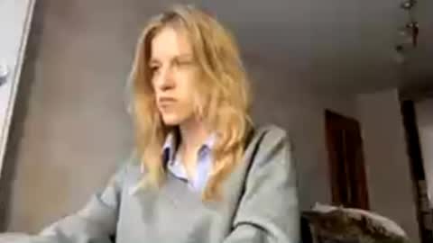 gladyswigg online show from April 19, 3:13 pm