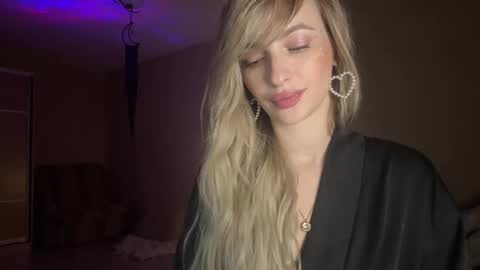 glamour_rogue online show from December 21, 10:27 pm