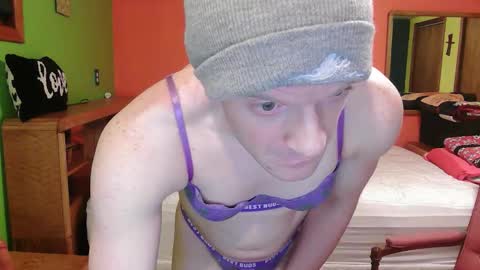 glam trans goddess online show from December 18, 11:00 pm