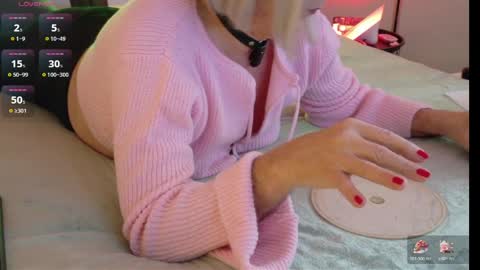 Pauline online show from April 3, 6:42 am