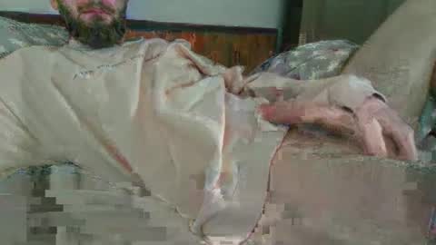 guybuzz online show from December 22, 10:44 am