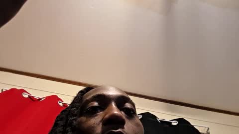 glomightyj online show from December 19, 5:25 am